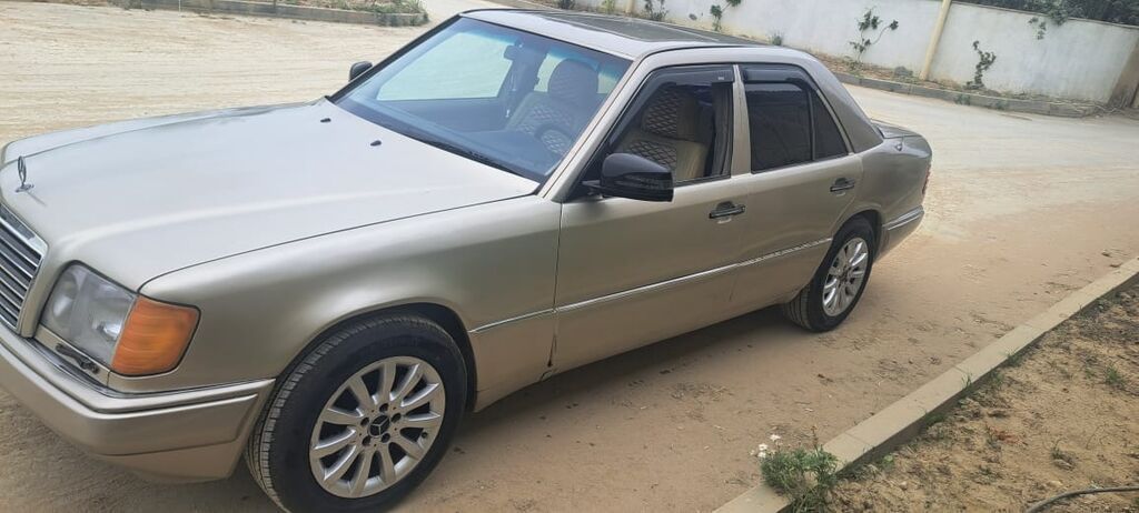 Mercedes-Benz W124: 2.2 l | 1995 il Sedan — Avtomobillər, Bakı (3)