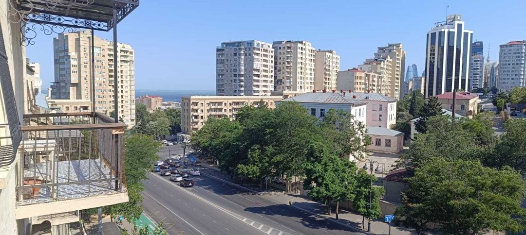 Satılır 2 otaqlı köhnə tikili 40 m² — Mənzil, Bakı (2)