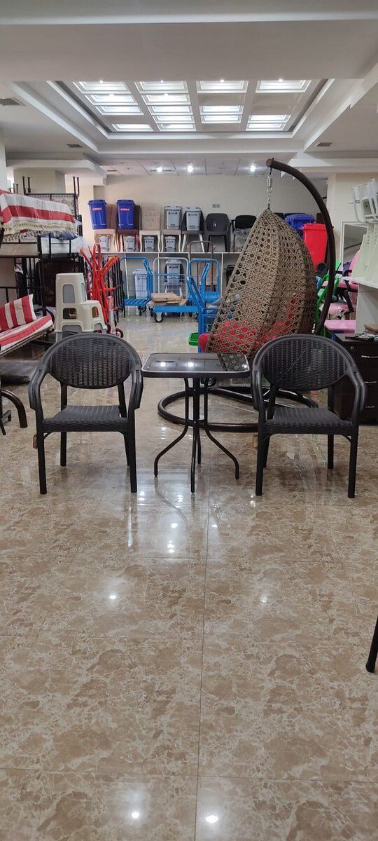 Masa və oturacaqlar — Mallar, Bakı (4)