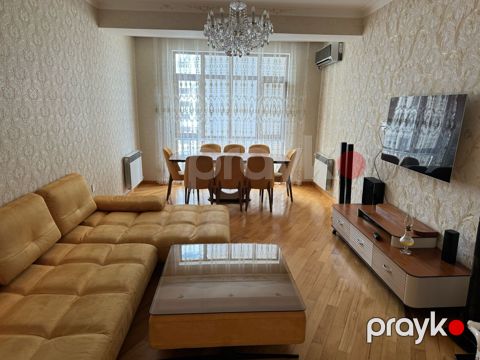 İcarəyə verilir 3 otaqlı yeni tikili 117 m²