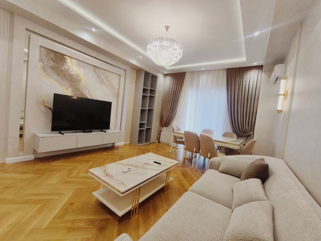 İcarəyə verilir 3 otaqlı yeni tikili 140 m² — Mənzil, Bakı (2)