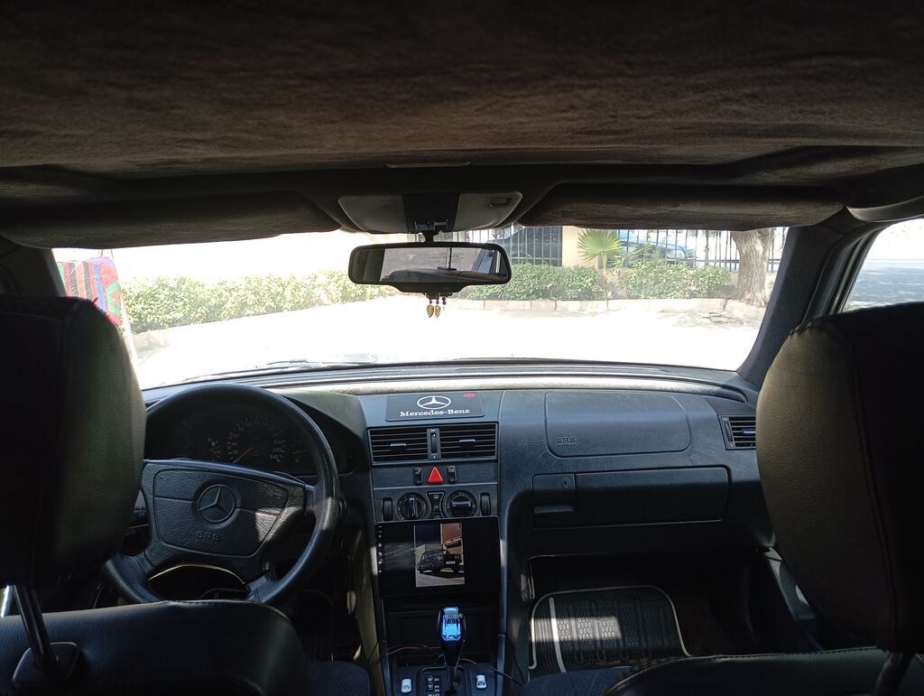 Mercedes-Benz 220: 1.8 l | 1996 il Sedan — Avtomobillər, Sabirabad (5)