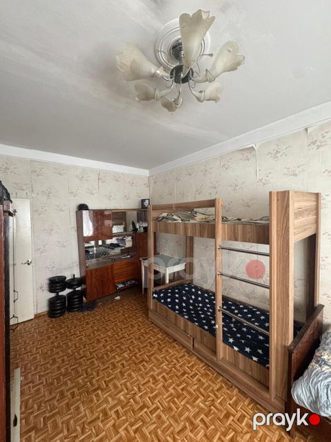 İcarəyə verilir 1 otaqlı köhnə tikili 30 m²