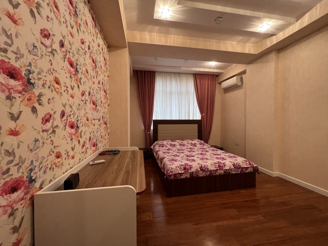4-otaqlı yeni tikili kirayə verilir, 28 May m., 180 m² — Daşınmaz əmlak, Bakı (6)