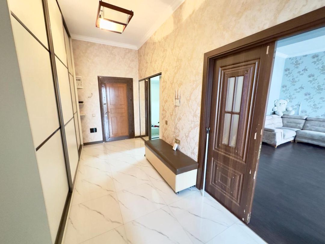 Satılır 4 otaqlı yeni tikili 165 m² — Mənzil, Bakı (4)