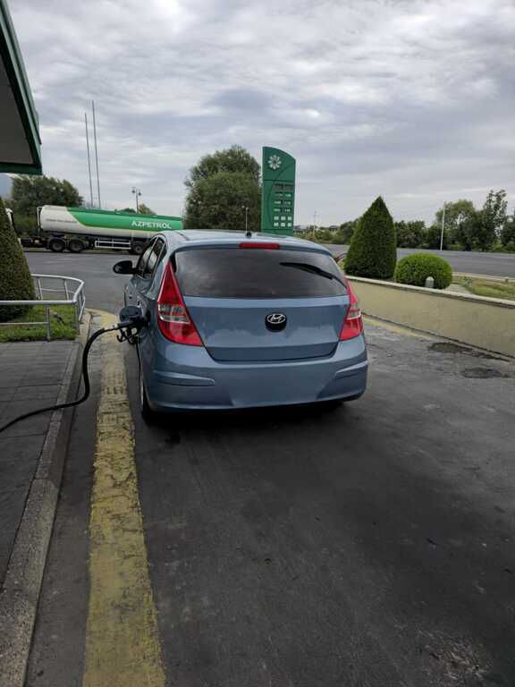 Hyundai i30, 1.6 L, 2008 il, 300 000 km — Avtomobillər, Şəki (9)