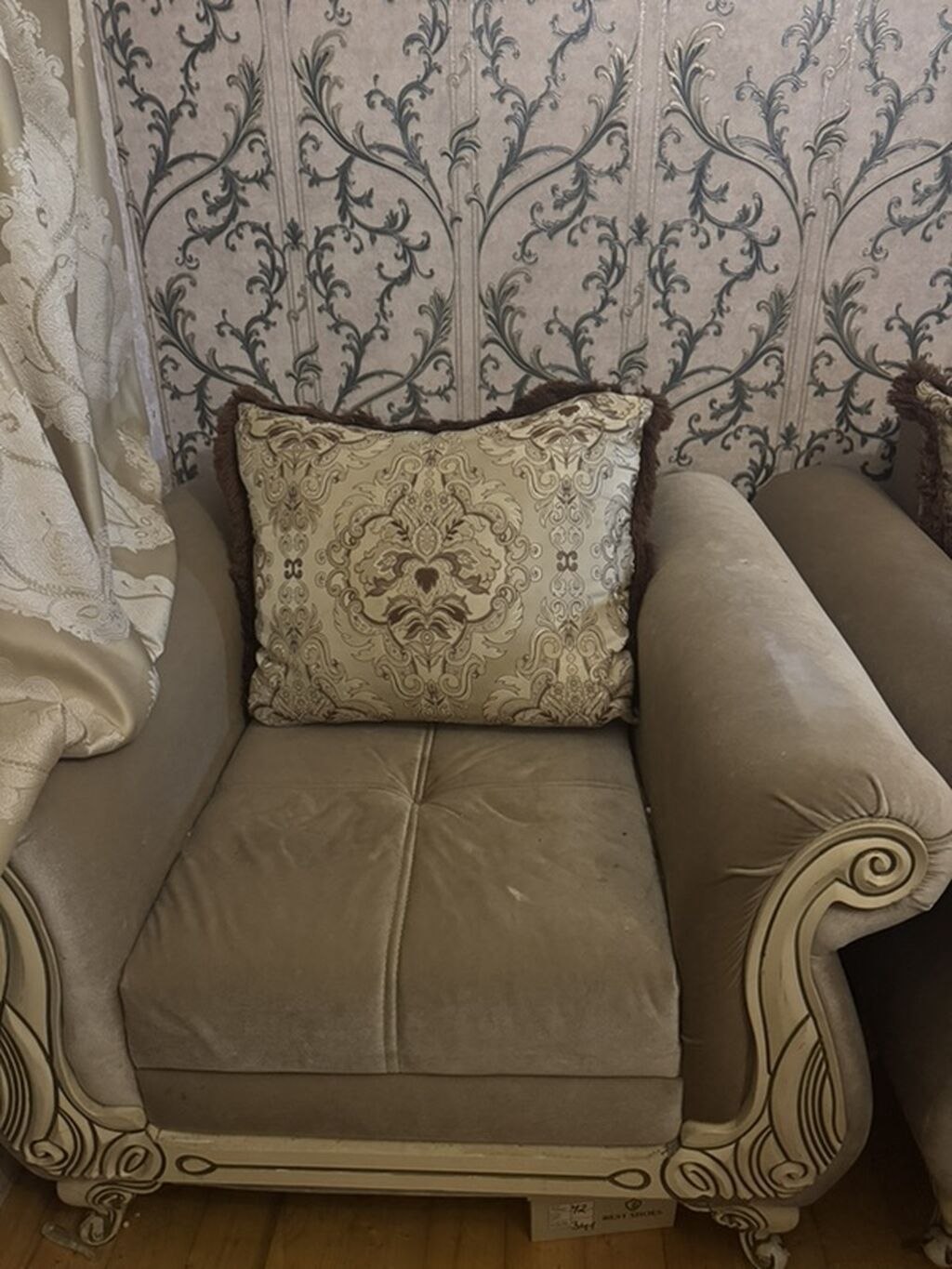 Klassik üslubda salon dəsti - Tərkib: divan +2 kreslo — Mebel, Mehdiabad (2)