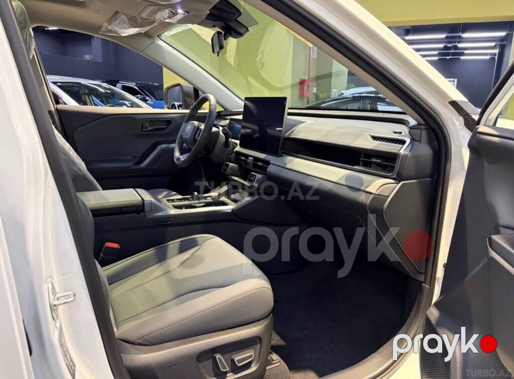 Toyota RAV4: 2 l | 2026 il Krossover — Avtomobillər, Bakı (3)