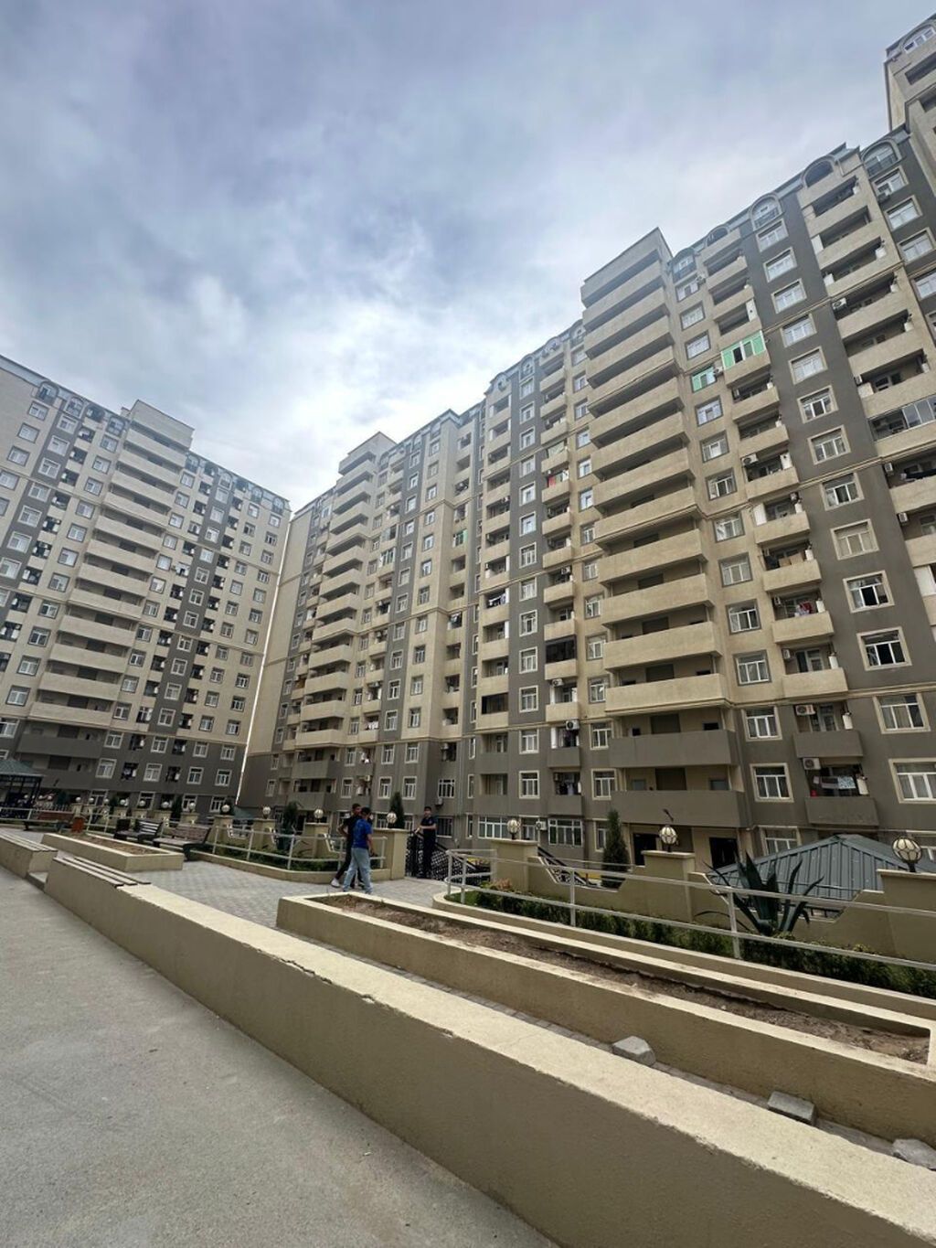 Yeni Günəşli Massiv D, 2 otaqlı, Yeni tikili, 70 kv. m — Daşınmaz əmlak, Bakı
