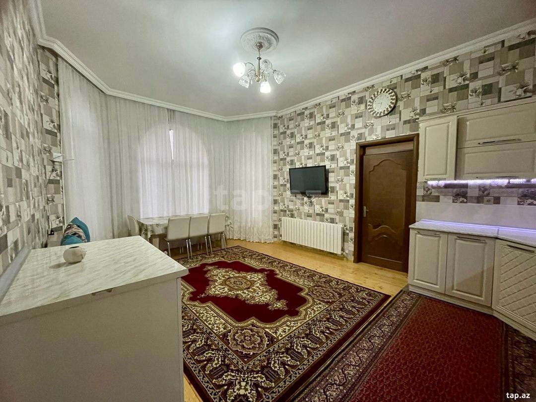 Həyət evi, Göygöl r. — Daşınmaz əmlak, Göygöl (8)