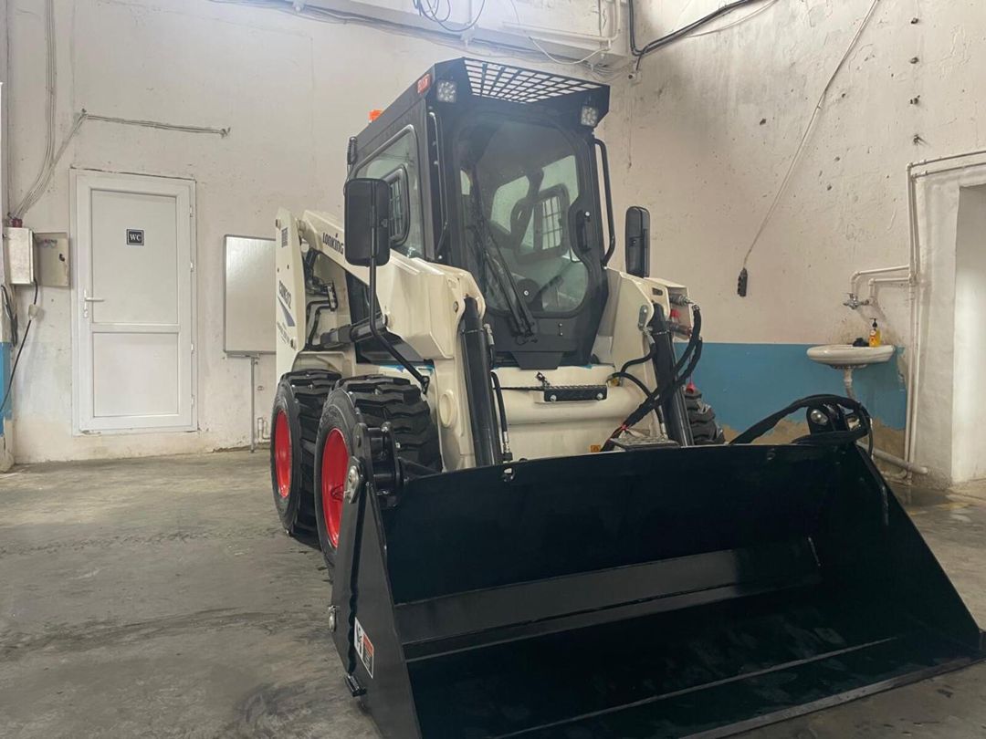 Mini Yükləyici LONKING CDM 312, 2025-ci il — Avto, Bakı (3)