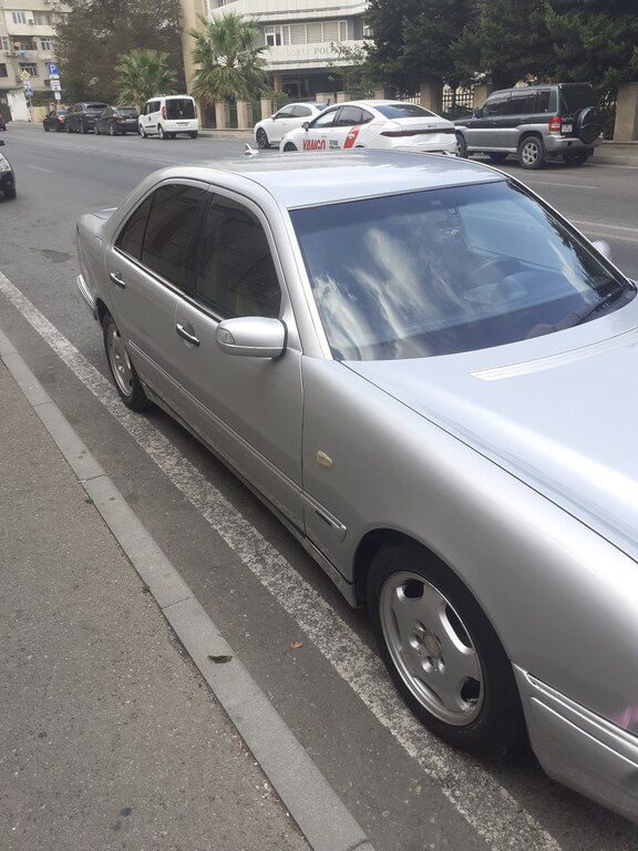 Mercedes E 200, 2.2 L, 1998 il, 438 000 km — Avtomobillər, Bakı (3)