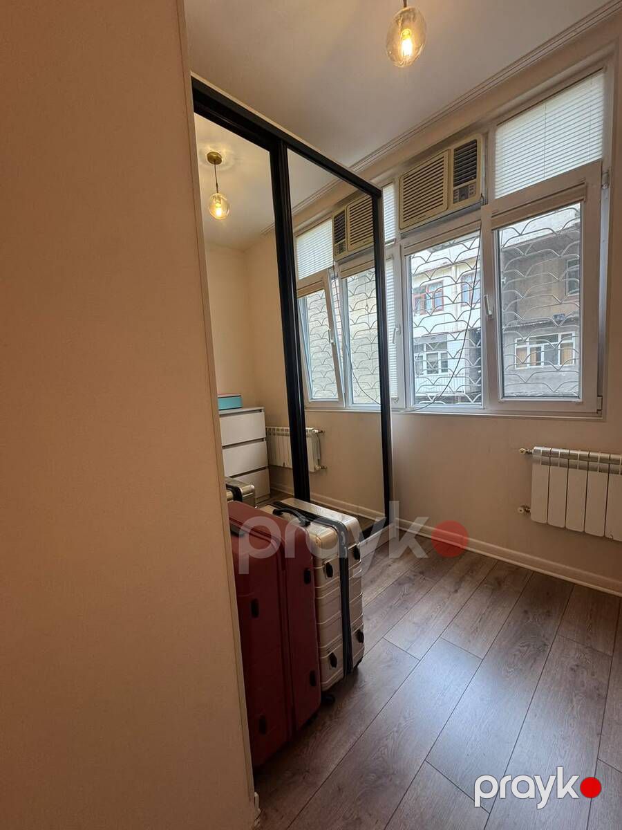 Satılır 2 otaqlı köhnə tikili 65 m² — Mənzil, Bakı (8)