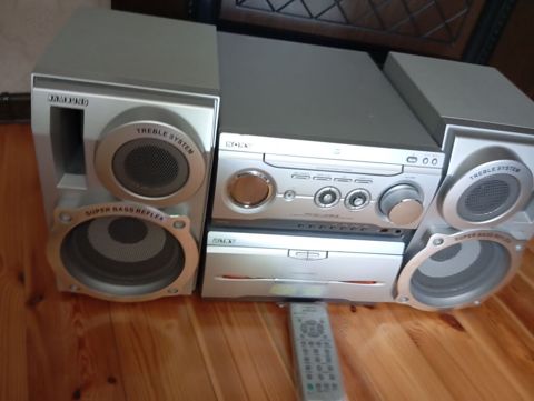 Sony mini Hi‑Fi sistem – model HCD‑WZ5 (kompakt disk tuner + — Digah