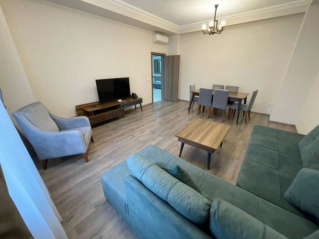 İcarəyə verilir 5 otaqlı yeni tikili 200 m² — Mənzil, Bakı (2)