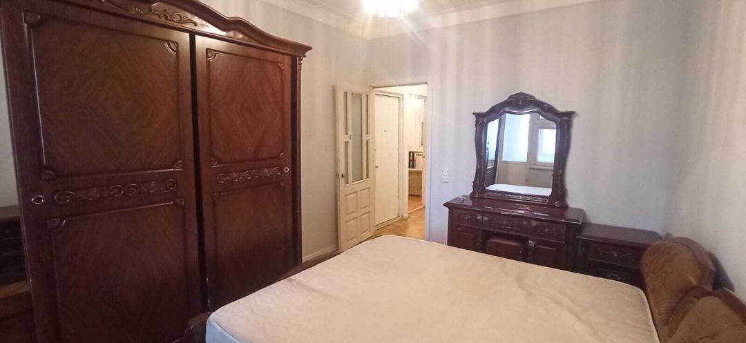 Satılır 2 otaqlı köhnə tikili 60 m² — Mənzil, Bakı (2)