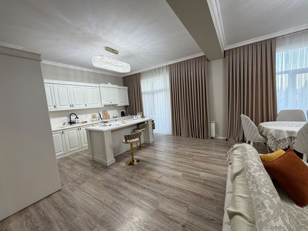 İcarəyə verilir 4 otaqlı yeni tikili 160 m² — Mənzil, Bakı (6)