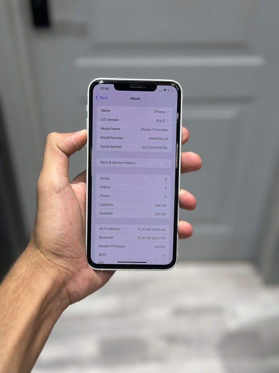 Apple iPhone 11 Pro Max Silver 256GB/4GB — Mallar, Bakı (3)