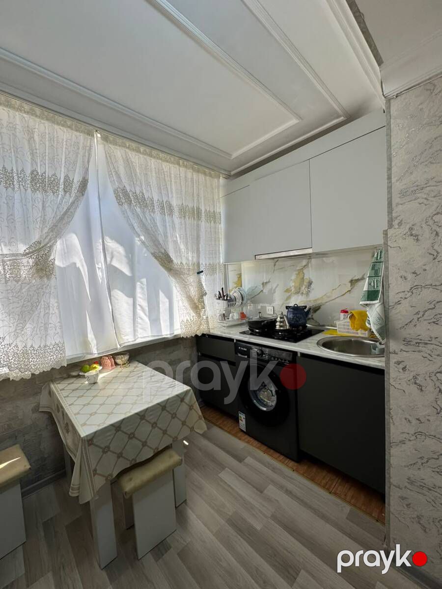 Satılır 2 otaqlı köhnə tikili 41 m² — Mənzil, Bakı (8)