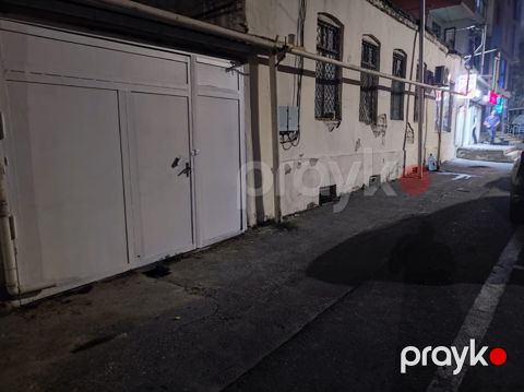 Satılır 3 otaqlı köhnə tikili 92 m²