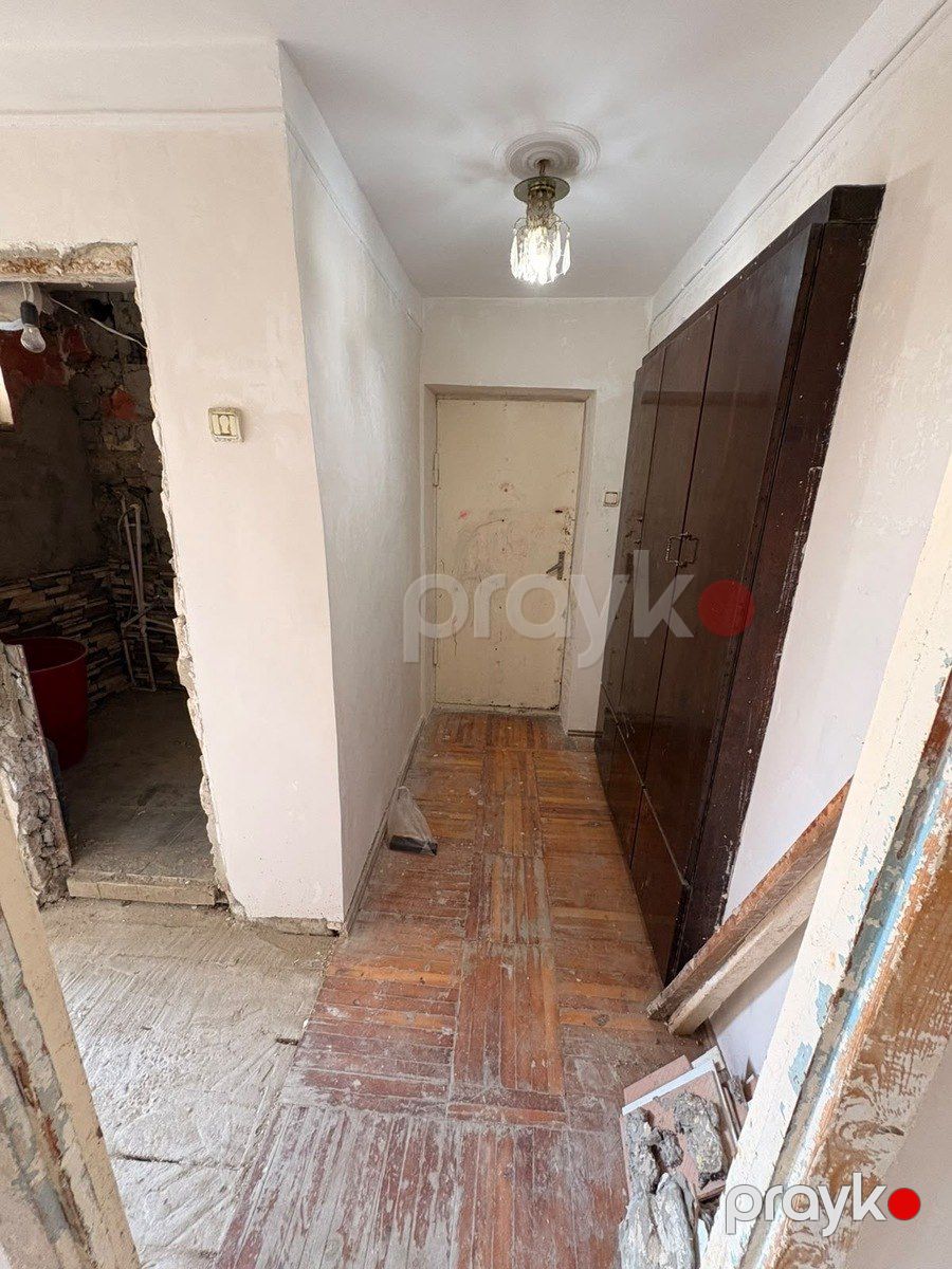 Satılır 2 otaqlı köhnə tikili 60 m² — Mənzil, Bakı (7)