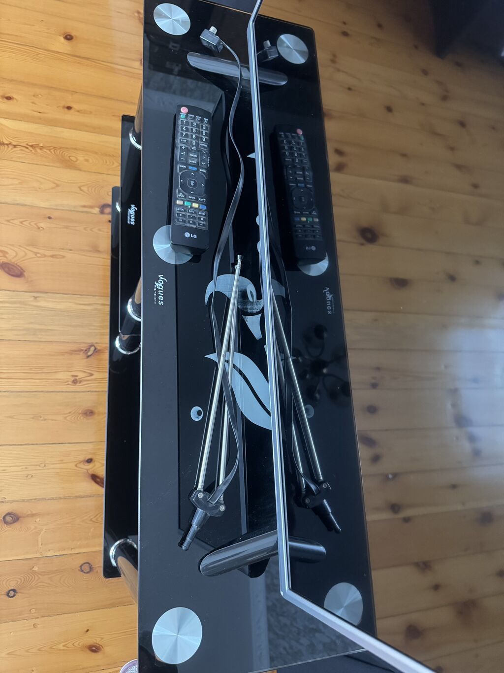 LG 32LF550U Televizor + Şüşə TV Stendi — LG, Gəncə (5)