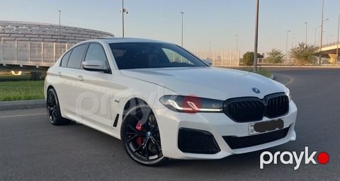 BMW 530e, 2.0 L, 12 kWh, 2023 il, 32 000 km