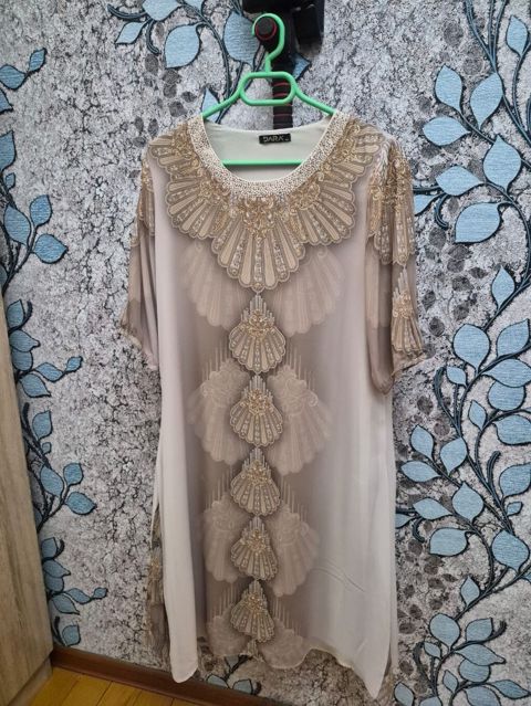 Brend: DARA Model: Şifon tunik/kofta - Rəng: bej-qızılı tonlarda -