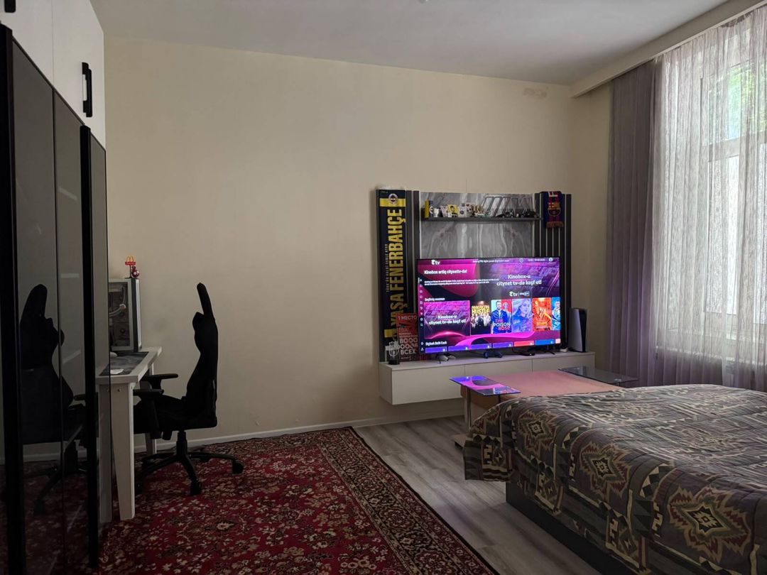 2-otaqlı mənzil kirayə verilir, 28 May m., 90 m² — Daşınmaz əmlak, Bakı