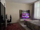 2-otaqlı mənzil kirayə verilir, 28 May m., 90 m² — Vahid