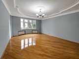 Satılır 3 otaqlı yeni tikili 132 m² — Famil bəy