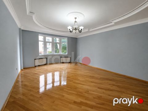 Satılır 3 otaqlı yeni tikili 132 m²