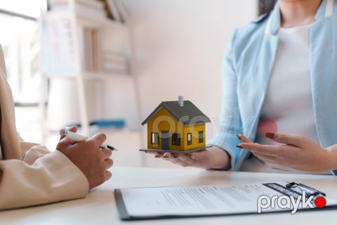 Daşınmaz əmlak agenti/ makler tələb olunur