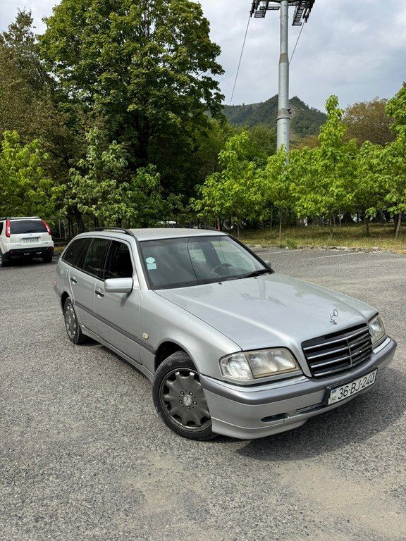 Mercedes E 240, 2.4 L, 1998 il, 436 000 km — Avtomobillər, Qəbələ (4)