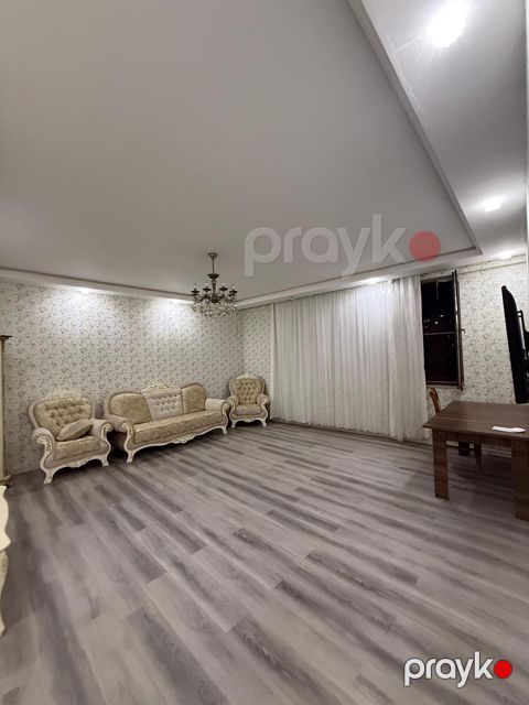 İcarəyə verilir 3 otaqlı yeni tikili 115 m²