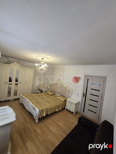 2-otaqlı mənzil kirayə verilir, Gəncə ş., 52 m²