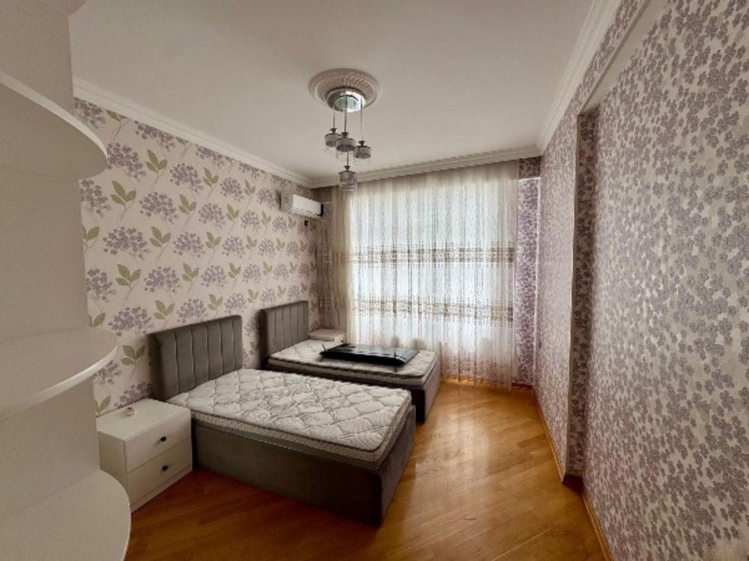 İcarəyə verilir 3 otaqlı yeni tikili 131 m² — Mənzil, Bakı (2)