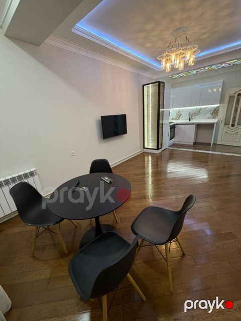 Satılır 2 otaqlı yeni tikili 55 m²