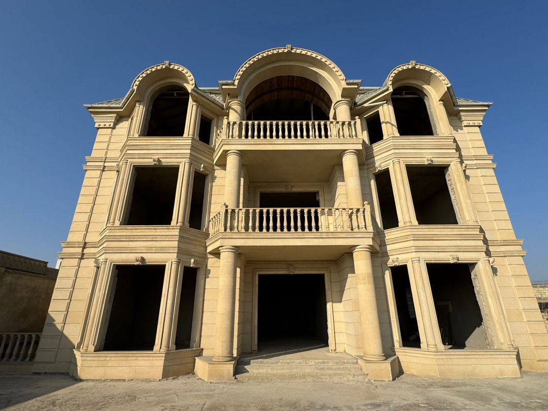 Satılır 12 otaqlı həyət evi/bağ evi 500 m² — Ev, villa, Bakı (2)