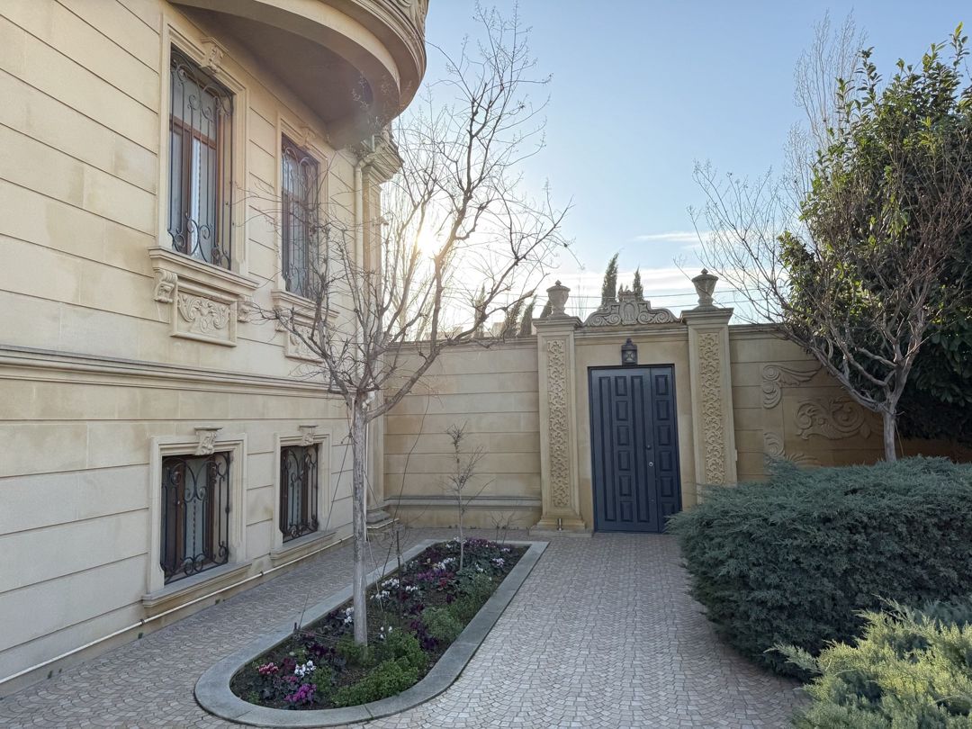 Satılır 6 otaqlı həyət evi/bağ evi 550 m² — Ev, villa, Bakı (3)