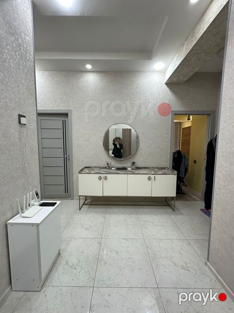 Satılır 4 otaqlı yeni tikili 100 m²