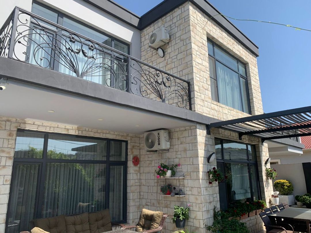 Satılır 6 otaqlı həyət evi/bağ evi 242 m² — Ev, villa, Bakı