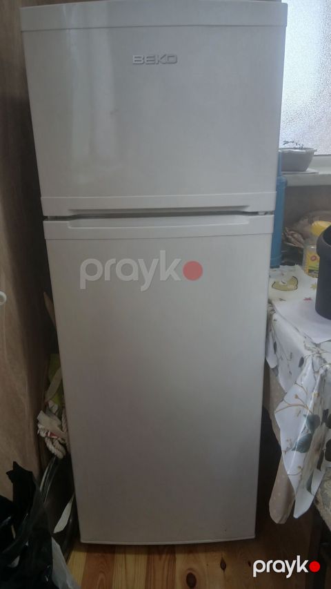 Beko iki qapılı soyuducu - ağ rəngdə