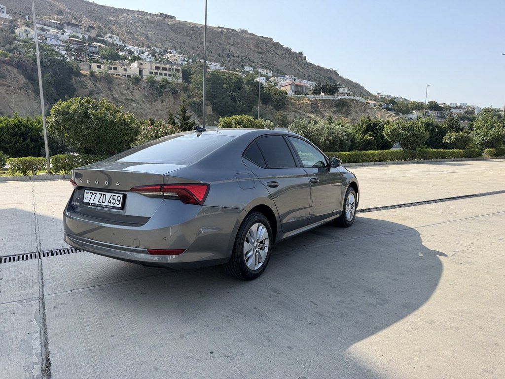 Skoda Octavia, 1.6 L, 2023 il, 62 000 km — Avtomobillər, Bakı (2)