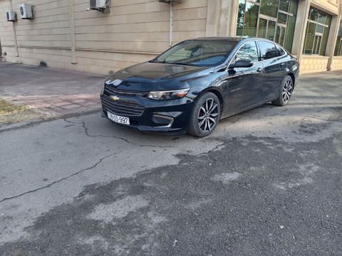 Chevrolet Malibu – sedan - Korpus: 4 qapılı, qara rəng, aerodinamik