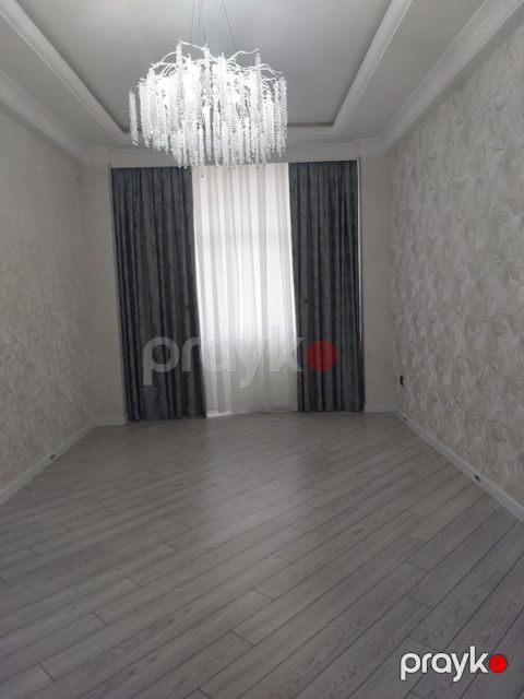 Satılır 3 otaqlı yeni tikili 95 m²