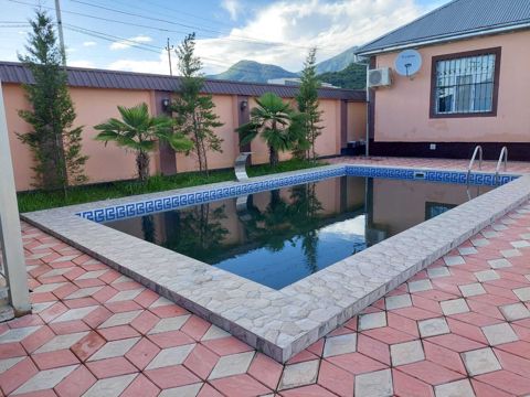 İcarəyə verilir 4 otaqlı həyət evi/bağ evi 140 m²