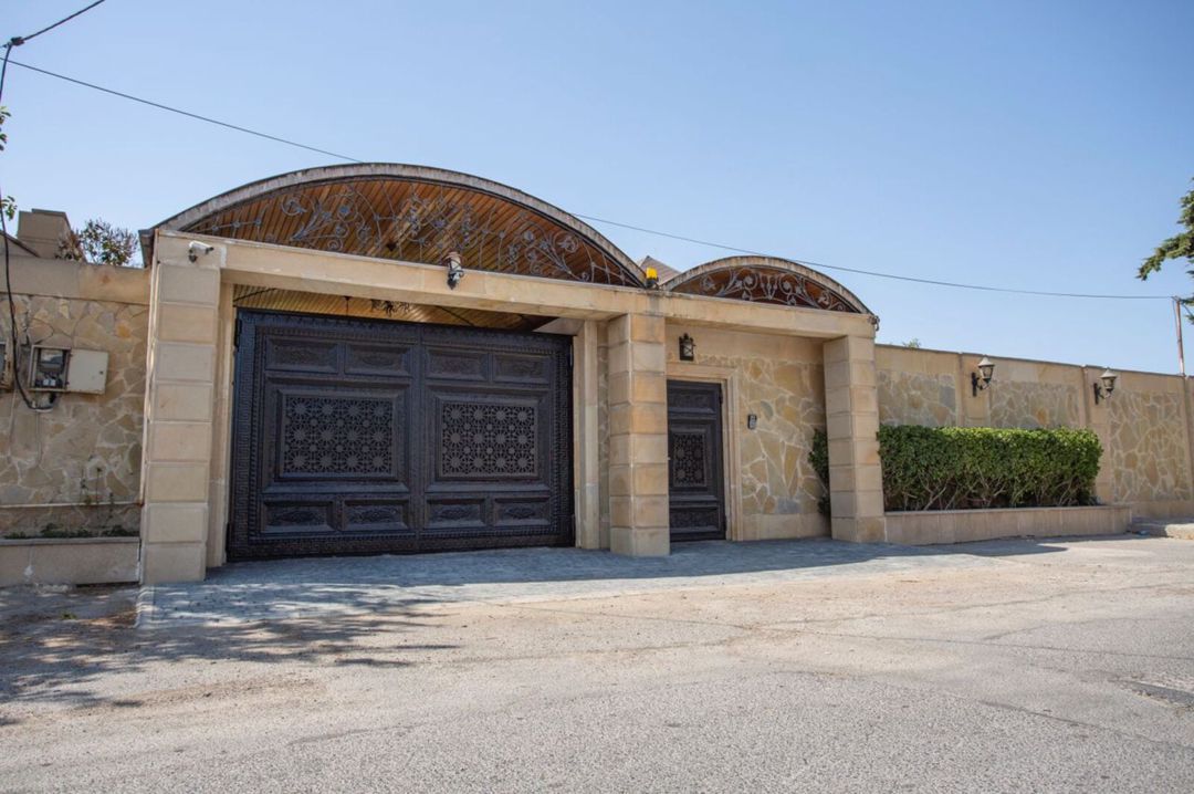 Satılır 6 otaqlı həyət evi/bağ evi 300 m² — Ev, villa, Bakı (6)