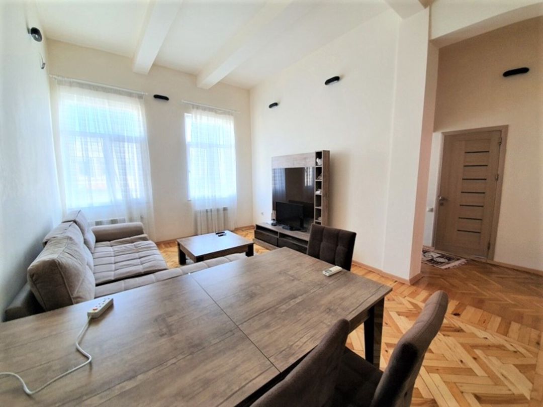 İcarəyə verilir 2 otaqlı köhnə tikili 80 m² — Mənzil, Bakı (3)