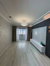 Satılır 3 otaqlı köhnə tikili 65 m² — Lale xanım